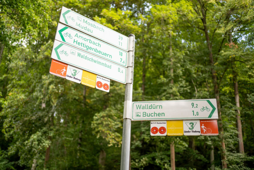 Odenwald-Madonnen-Radweg-Wegweiser_1