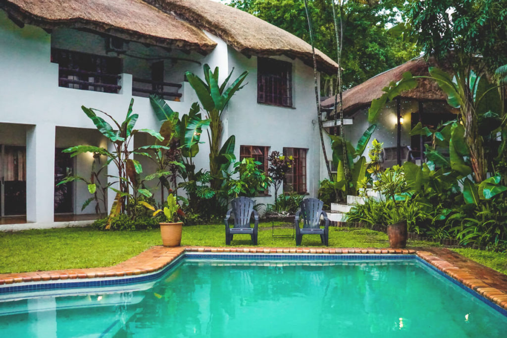 Panorama-Route-Suedafrika-Hailton-Country-Lodge-Pool