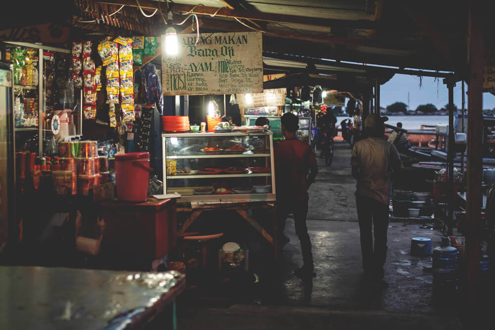 Pramuka-Thousand-Islands-Indonesien-Markt-Essen-Street-Food