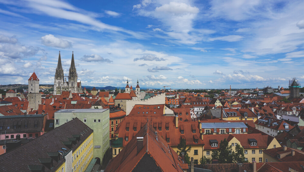 Regensburg-Dreieinigkeitskirche-Aussicht-Nordturm-Altstadt