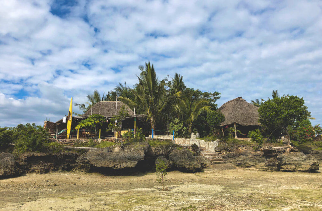 Reise-Sansibar-Strand-Cafe-Restaurant
