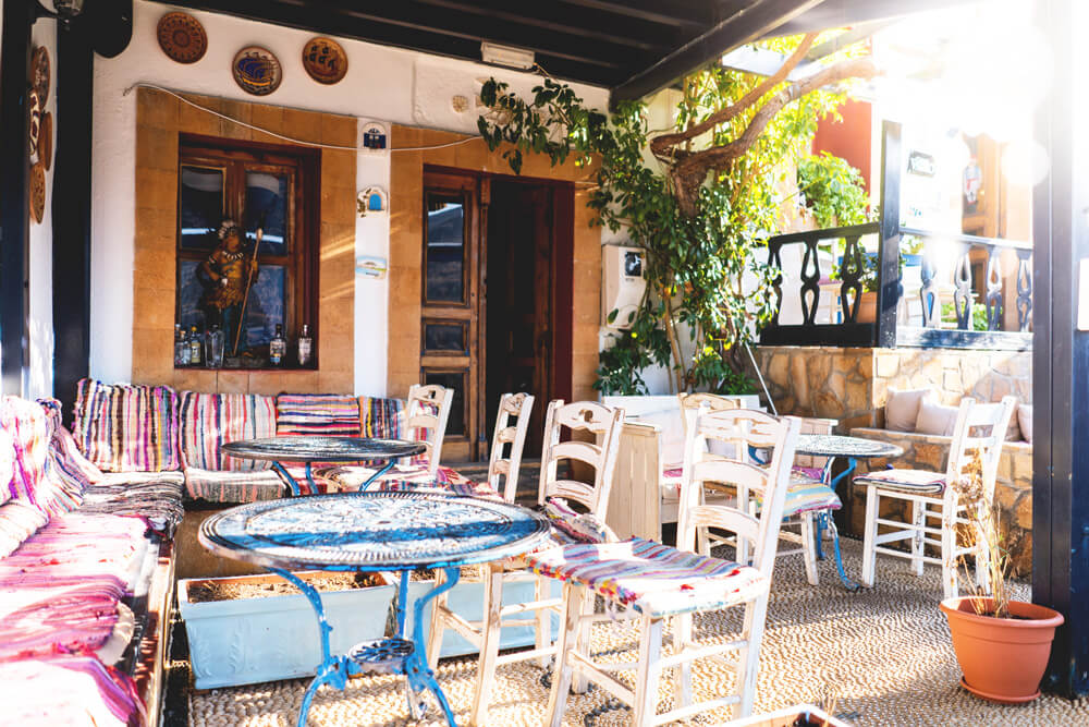 Rhodos-Sights-Lindos-Cafe