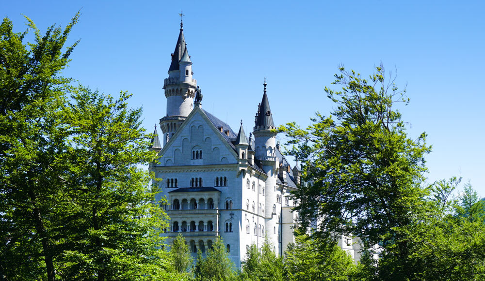 Schloss-Neuschwanstein-Hohenschwangau-Fuessen