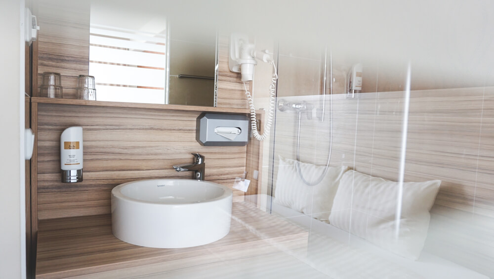 Star-Inn-Premium-Doppelzimmer-Bad-Muenchen-Tipps
