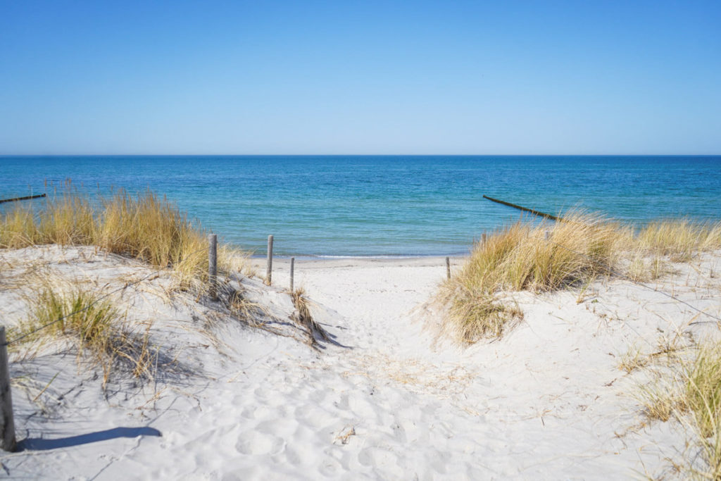Strand-Dierhagen-Ostsee-Duenen