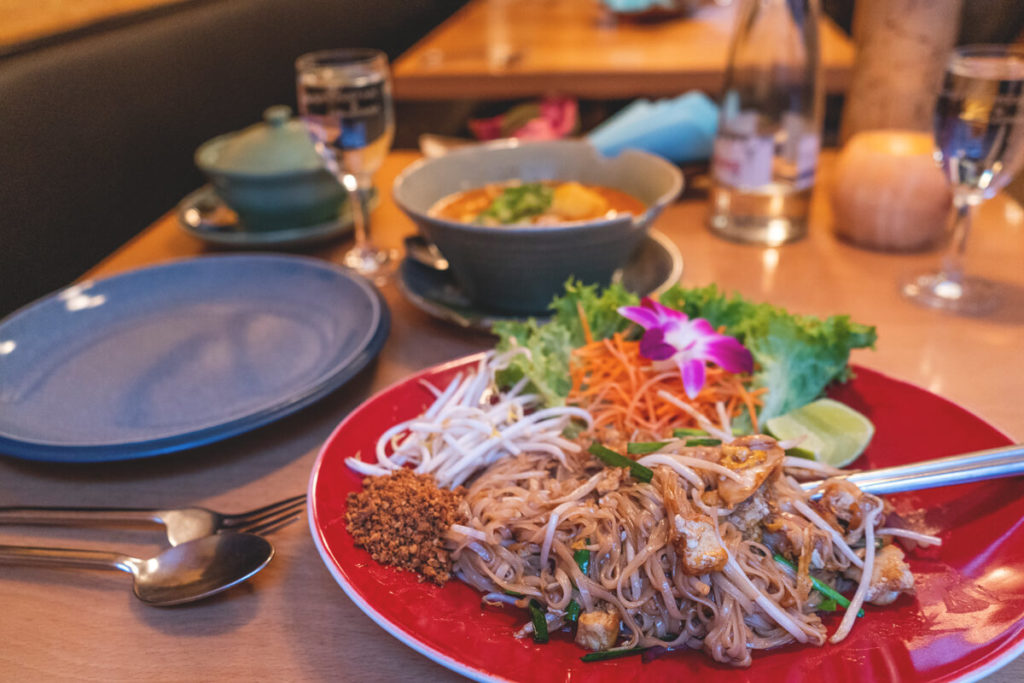 Stuttgart-Abendessen-Thailaendisch-The-Legend-Of-Floating-Market