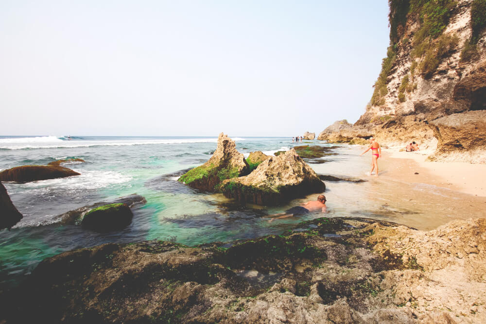 Uluwatu-Beach-Strand-Meer-Indonesien-Bali