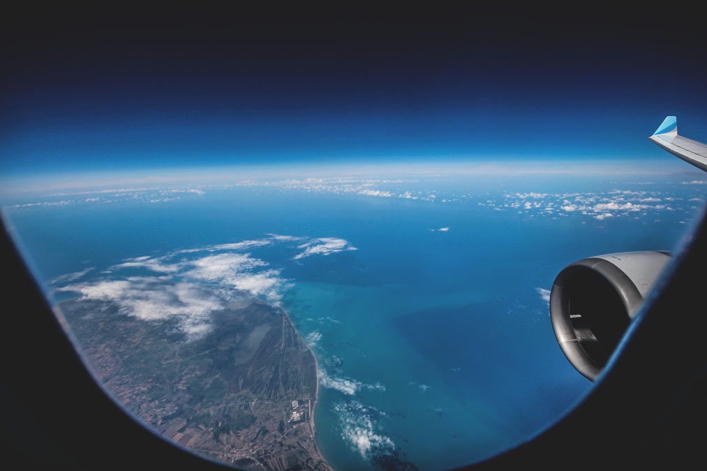 Weltreise-Flug-Flugzeug-Aussicht-2