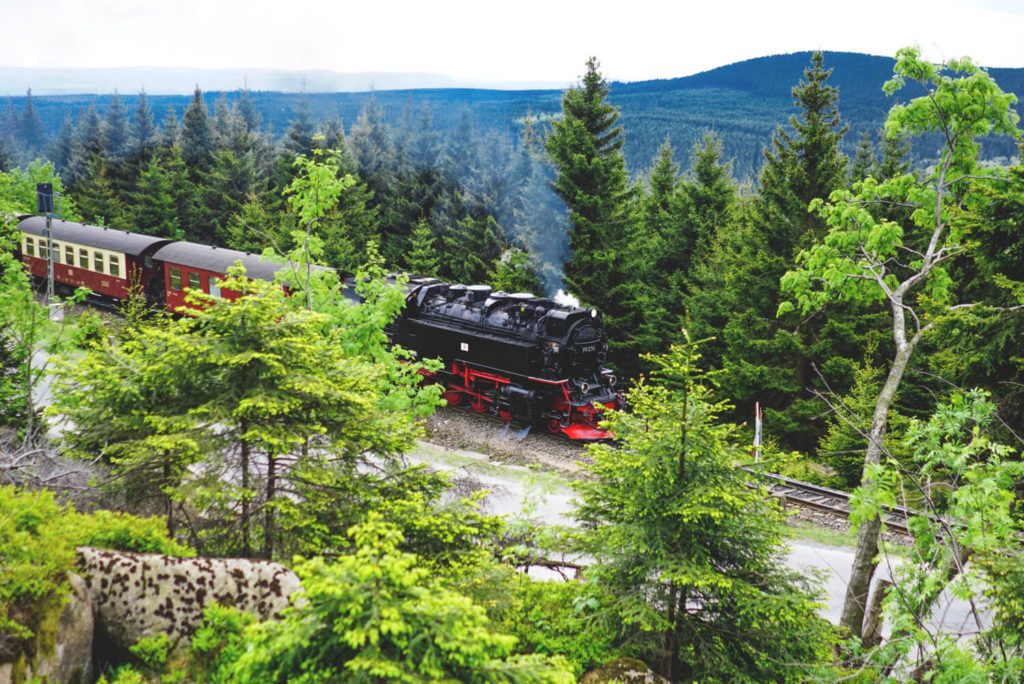 brockenwanderung-harz-brockenbahn-schmalspurbahn-lok