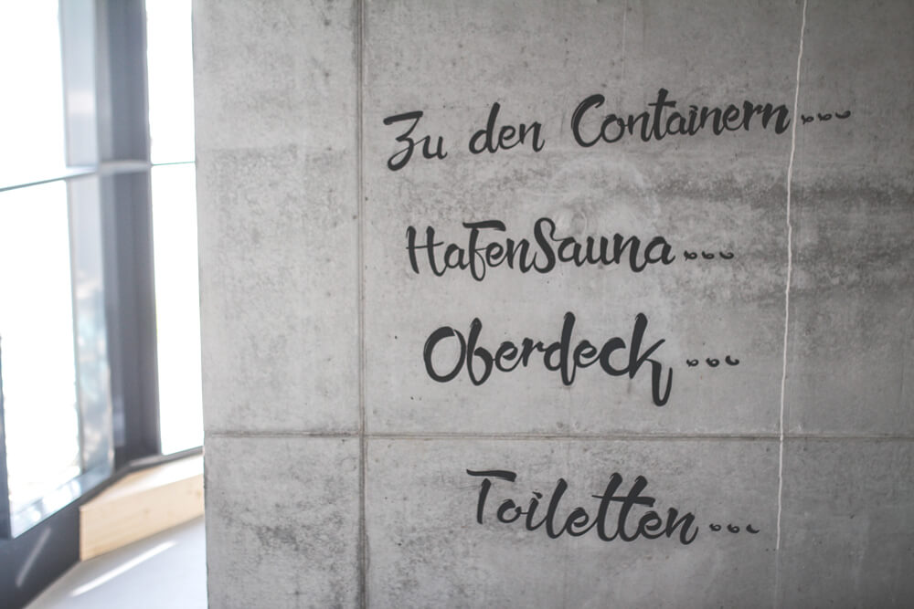 dock-inn-warnemuende-container-hostel