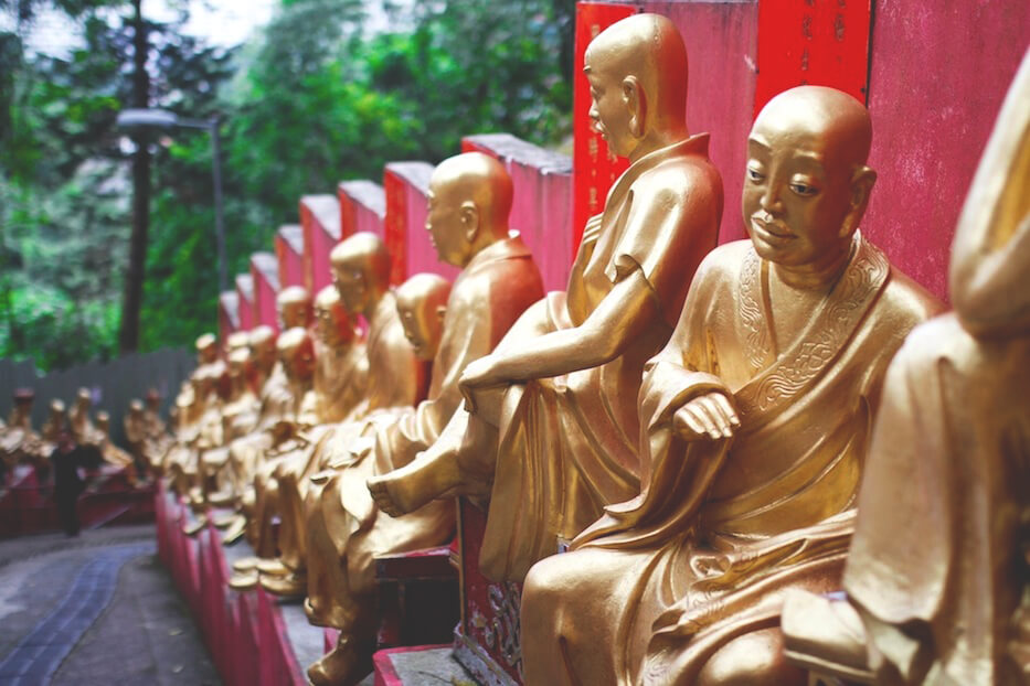 highlights-in-hongkong-ten-thousand-buddhas