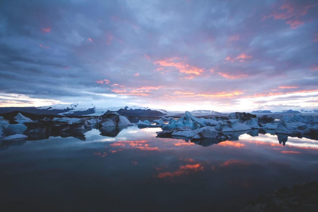island-round-trip-southeast-joekulsarlon-glacier-lagoon