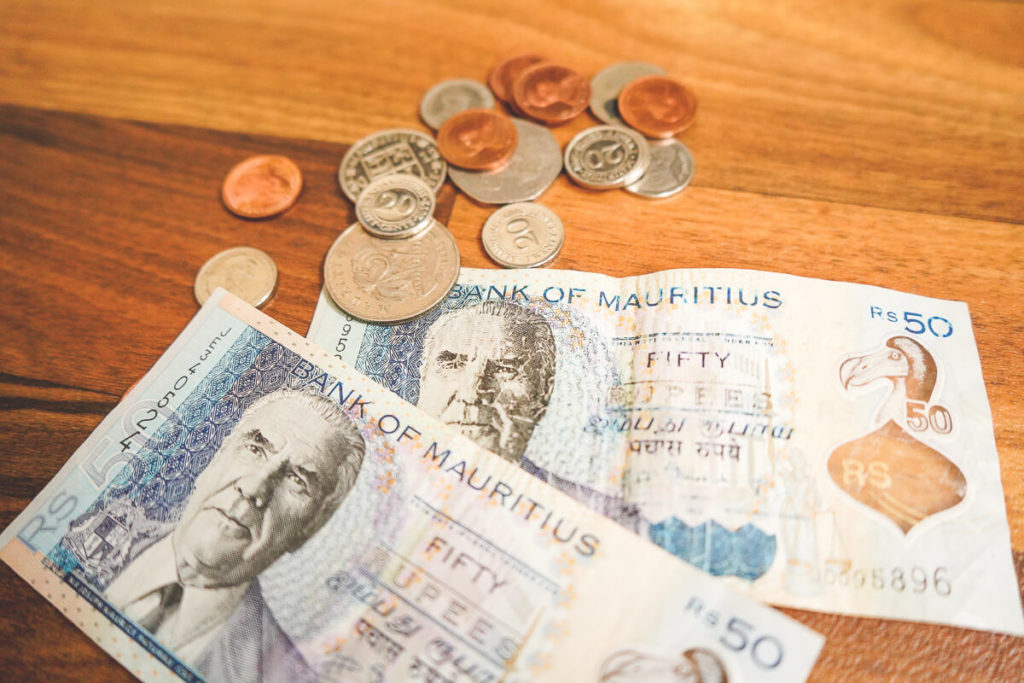 mauritius-waehrung-geldabheben-bargeld-scheine