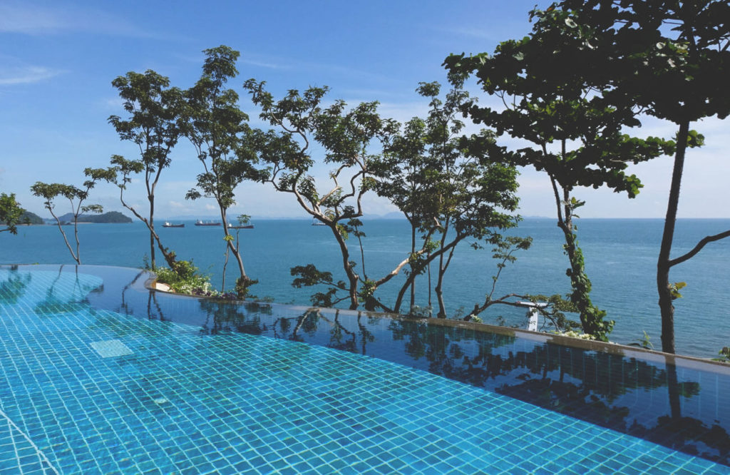 phuket-unterkuenfte-pools-hotel-luxus