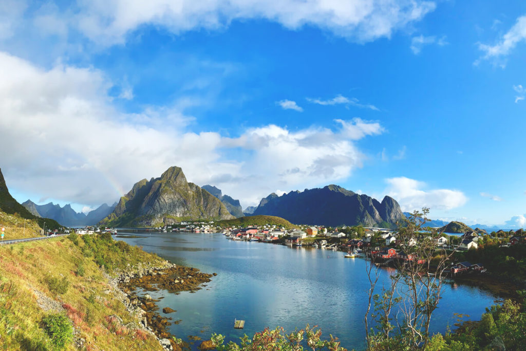 reine-lofoten-aussicht-norwegen