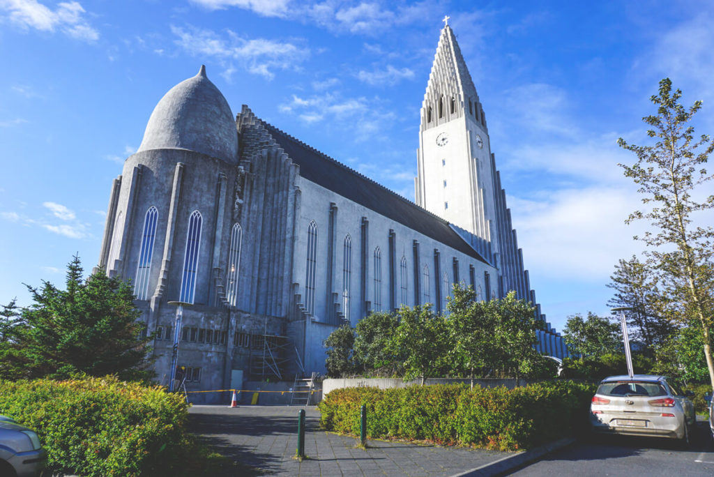 routen-in-island-rundreise-reykjavik-kirche