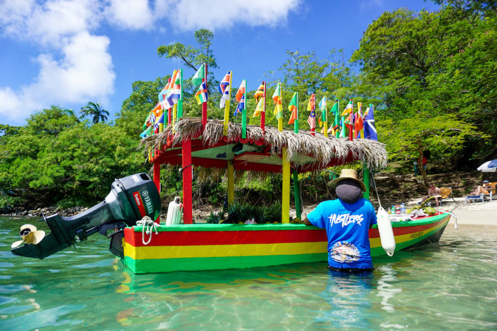 saint-lucia-karibik-pigeon-island-beach