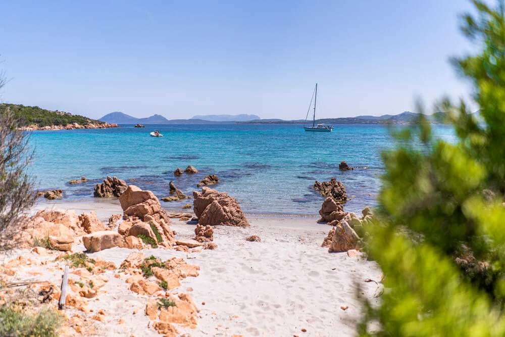 schoensten-straende-sardinien-cala-petra-ruja_1