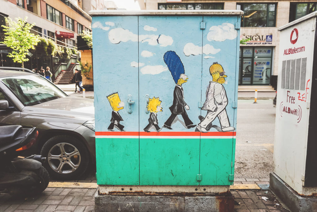 tirana-highlights-sehenswuerdigkeiten-simpsons