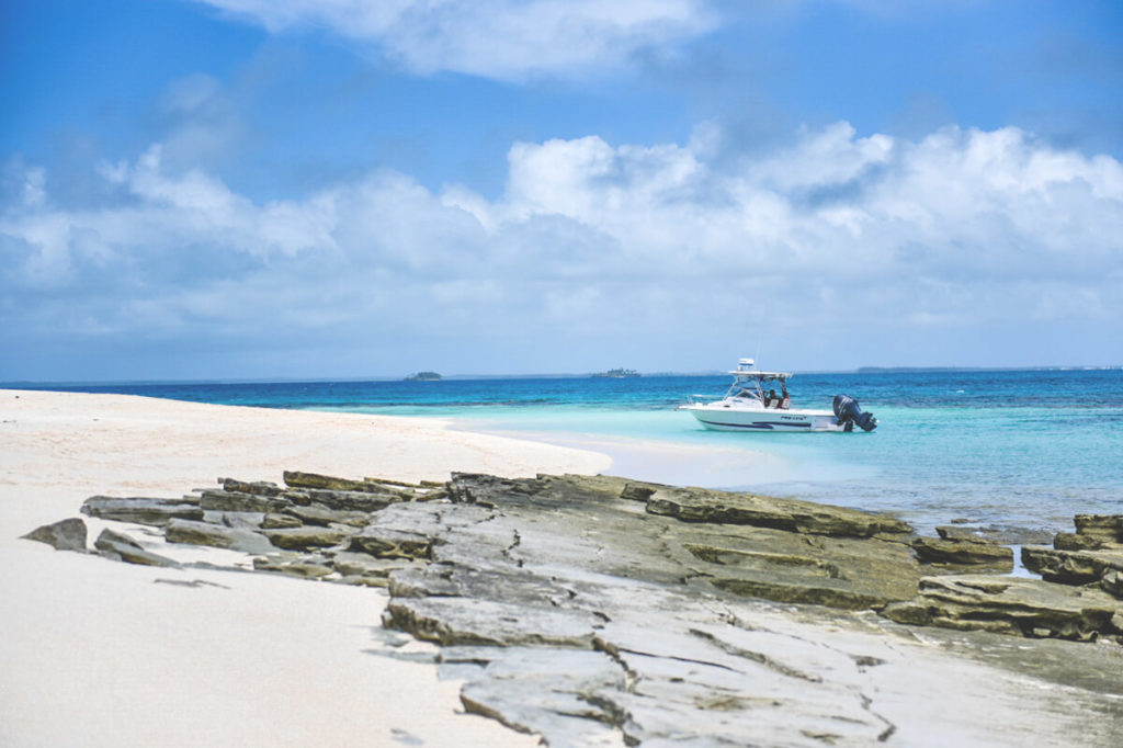 tonga-reise-ausflug-boot-meer