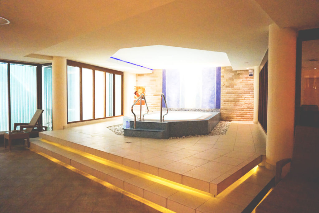 travel-charme-hotel-wernigerode-wellness-pool