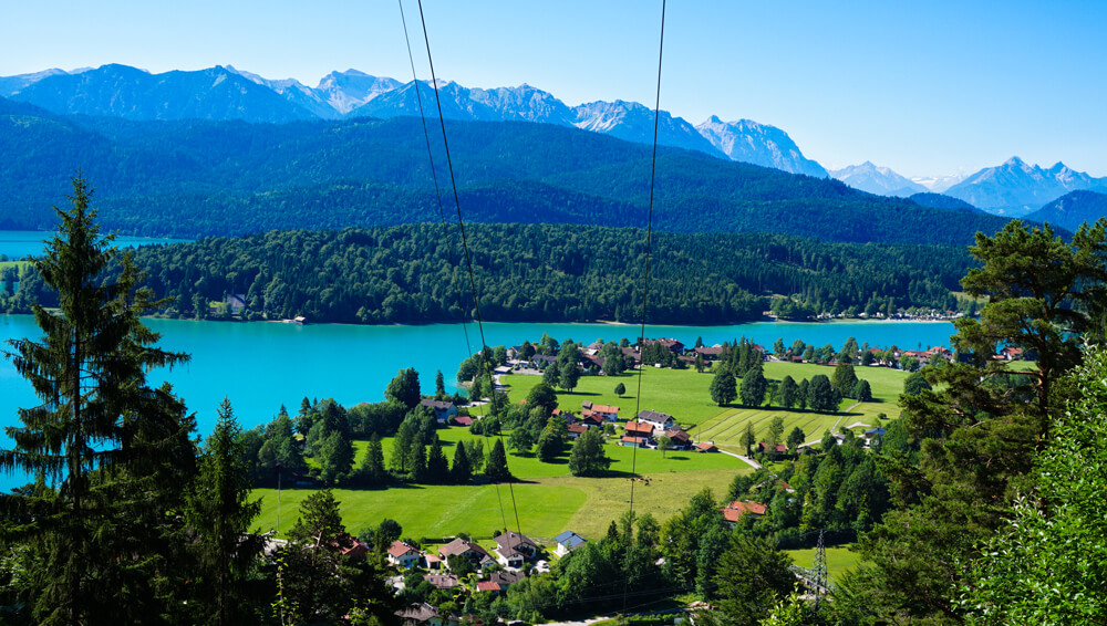 walchensee-bayern-alpen-wanderung-zum-herzogstand-wandern-Seilbahn